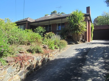 Photograph - 33 Boisdale Street, Surrey Hills, The Street Where You Live Project