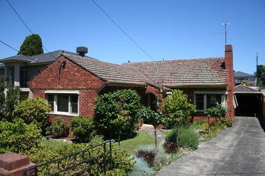 Photograph - 5 Carson Avenue, Mont Albert, The Street Where You Live Project