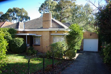 Photograph - 6 Clyde Street, Surrey Hills, The Street Where You Live Project