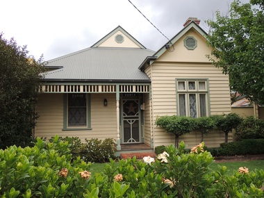 Photograph - 3 Blenheim Avenue, Mont Albert, The Street Where You Live Project