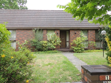 Photograph - 22 Blenheim Avenue, Mont Albert, The Street Where You Live Project