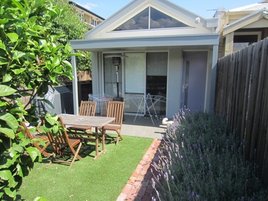 Photograph - 6 Bonner Street, Surrey Hills, The Street Where You Live Project