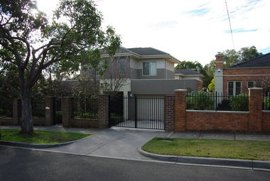 Photograph - 1 Como Avenue, Surrey Hills, The Street Where You Live Project