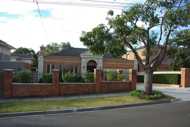 Photograph - 3 Como Avenue, Surrey Hills, The Street Where You Live Project