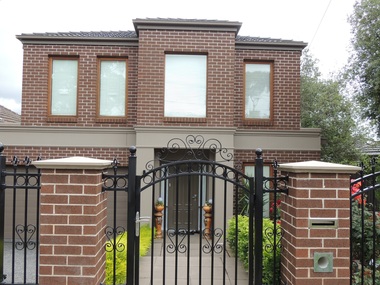 Photograph - 11 Charles Street, Surrey Hills, The Street Where You Live Project