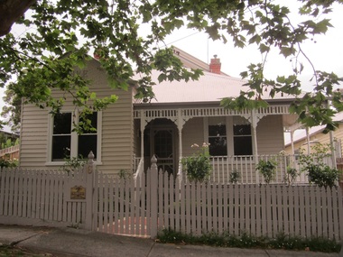 Photograph - 6 David Street, Surrey Hills, The Street Where You Live Project