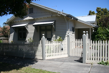 Photograph - 6 Curlewis Street, Mont Albert, The Street Where You Live Project