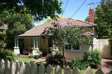 Photograph - 10 Curlewis Street, Mont Albert, The Street Where You Live Project