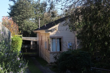 Photograph - 3 Elm Street, Surrey Hills, The Street Where You Live Project