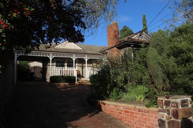 Photograph - 8 Elm Street, Surrey Hills, The Street Where You Live Project