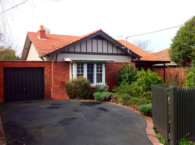 Photograph - 16 Chatham Road, Canterbury, The Street Where You Live Project