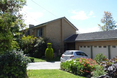 Photograph - 7 Zetland Road, Mont Albert, The Street Where You Live Project