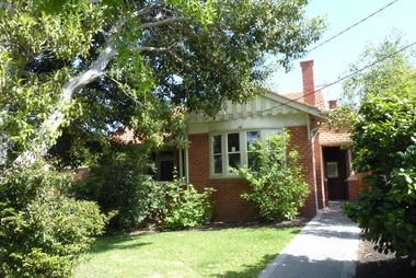 Photograph - 20 Zetland Road, Surrey Hills, The Street Where You Live Project