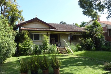 Photograph - 22 Zetland Road, Surrey Hills, The Street Where You Live Project