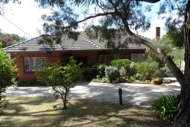 Photograph - 51 Zetland Road, Surrey Hills, The Street Where You Live Project