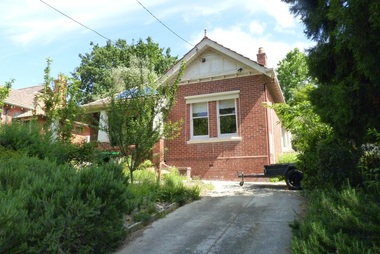 Photograph - 54 Zetland Road, Surrey Hills, The Street Where You Live Project