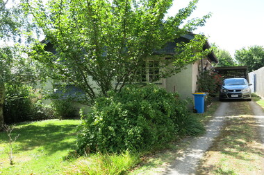 Photograph - 943 Riversdale Road, Surrey Hills, The Street Where You Live Project