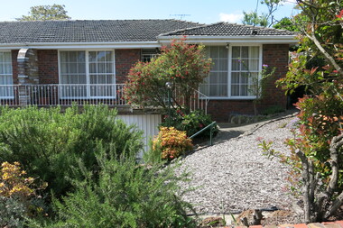 Photograph - 957 Riversdale Road, Surrey Hills, The Street Where You Live Project