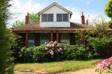 Photograph - 963 Riversdale Road, Surrey Hills, The Street Where You Live Project