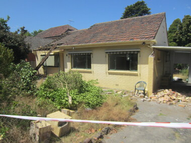 Photograph - 1 Glendale Street, Surrey Hills, The Street Where You Live Project