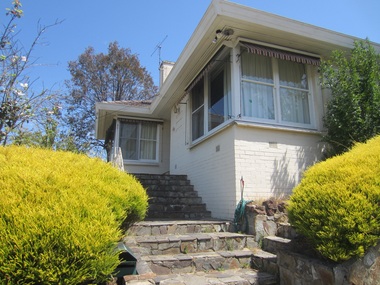 Photograph - 6 Glendale Street, Surrey Hills, The Street Where You Live Project