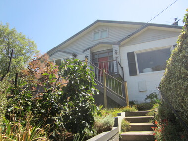 Photograph - 10 Glendale Street, Surrey Hills, The Street Where You Live Project
