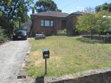 Photograph - 18 Glendale Street, Surrey Hills, The Street Where You Live Project