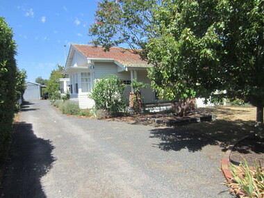 Photograph - 23 Glendale Street, Surrey Hills, The Street Where You Live Project