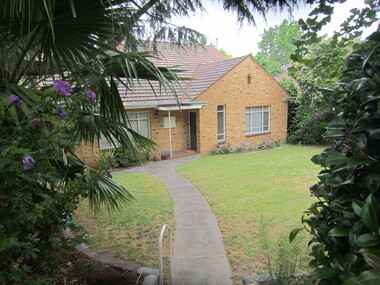 Photograph - 28 Erasmus Street, Surrey Hills, The Street Where You Live Project