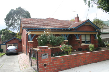 Photograph - 4 Grace Street, Mont Albert, The Street Where You Live Project