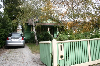 Photograph - 11 Grace Street, Mont Albert, The Street Where You Live Project