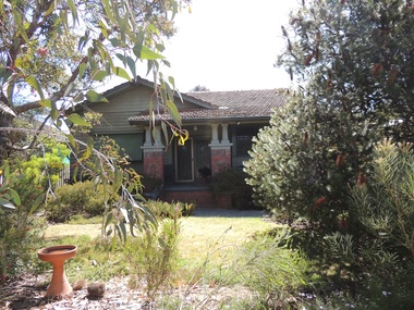 Photograph - 17 Inglisby Road, Mont Albert, The Street Where You Live Project