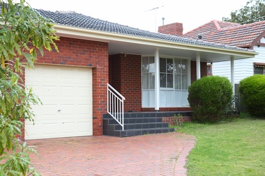Photograph - 11 James Street, Surrey Hills, The Street Where You Live Project