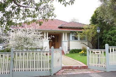 Photograph - 17 James Street, Surrey Hills, The Street Where You Live Project