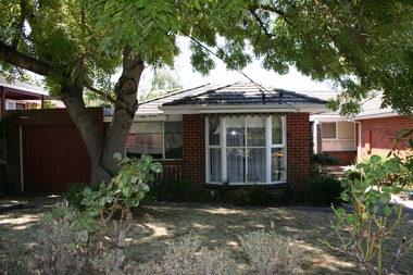 Photograph - 3 Gawler Court, Mont Albert, The Street Where You Live Project