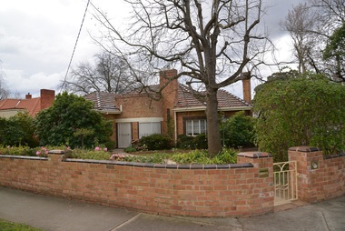 Photograph - 31 Kent Road, Surrey Hills, The Street Where You Live Project