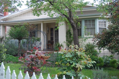 Photograph - 22 Grovedale Road, Surrey Hills, The Street Where You Live Project