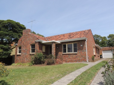 Photograph - 60 Kenmare Street, Mont Albert, The Street Where You Live Project