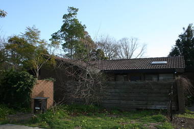 Photograph - 28 Kennealy Street, Surrey Hills, The Street Where You Live Project