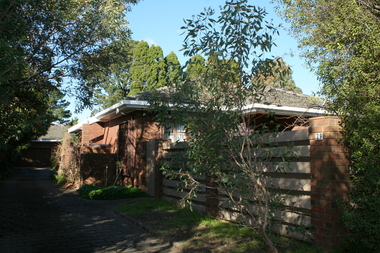 Photograph - 29 Kennealy Street, Surrey Hills, The Street Where You Live Project