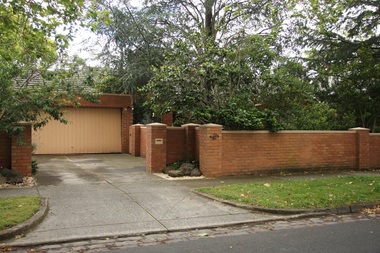 Photograph - 2 Newton Street, Surrey Hills, The Street Where You Live Project