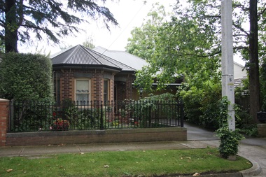 Photograph - 2A Newton Street, Surrey Hills, The Street Where You Live Project