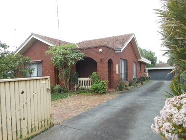 Photograph - 20 Langford Street, Surrey Hills, The Street Where You Live Project
