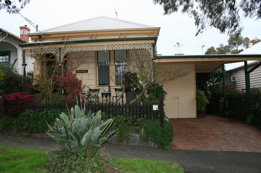 Photograph - 4 Redvers Street, Surrey Hills, The Street Where You Live Project