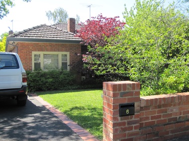 Photograph - 6 Rowland Street, Mont Albert, The Street Where You Live Project