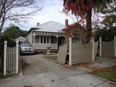 Photograph - 11 Suffolk Road, Surrey Hills, The Street Where You Live Project