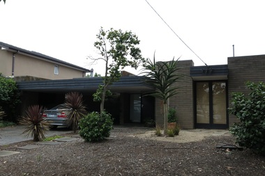 Photograph - 7 Streeton Court, Mont Albert, The Street Where You Live Project