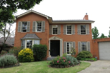 Photograph - 10 Streeton Court, Mont Albert, The Street Where You Live Project