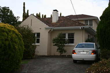 Photograph - 3 Proudfoot Street, Mont Albert, The Street Where You Live Project