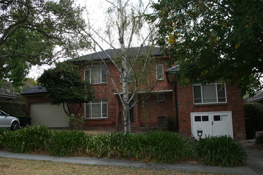 Photograph - 17 Proudfoot Street, Mont Albert, The Street Where You Live Project